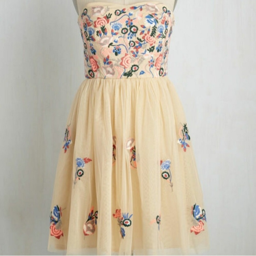 Modcloth | Award-Winning Whimsy Dress